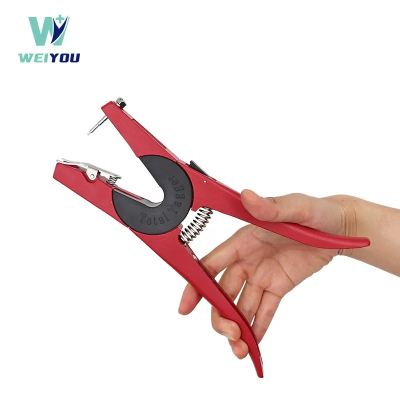 Weiyou ear tag pliers are specially made for ear tagging!